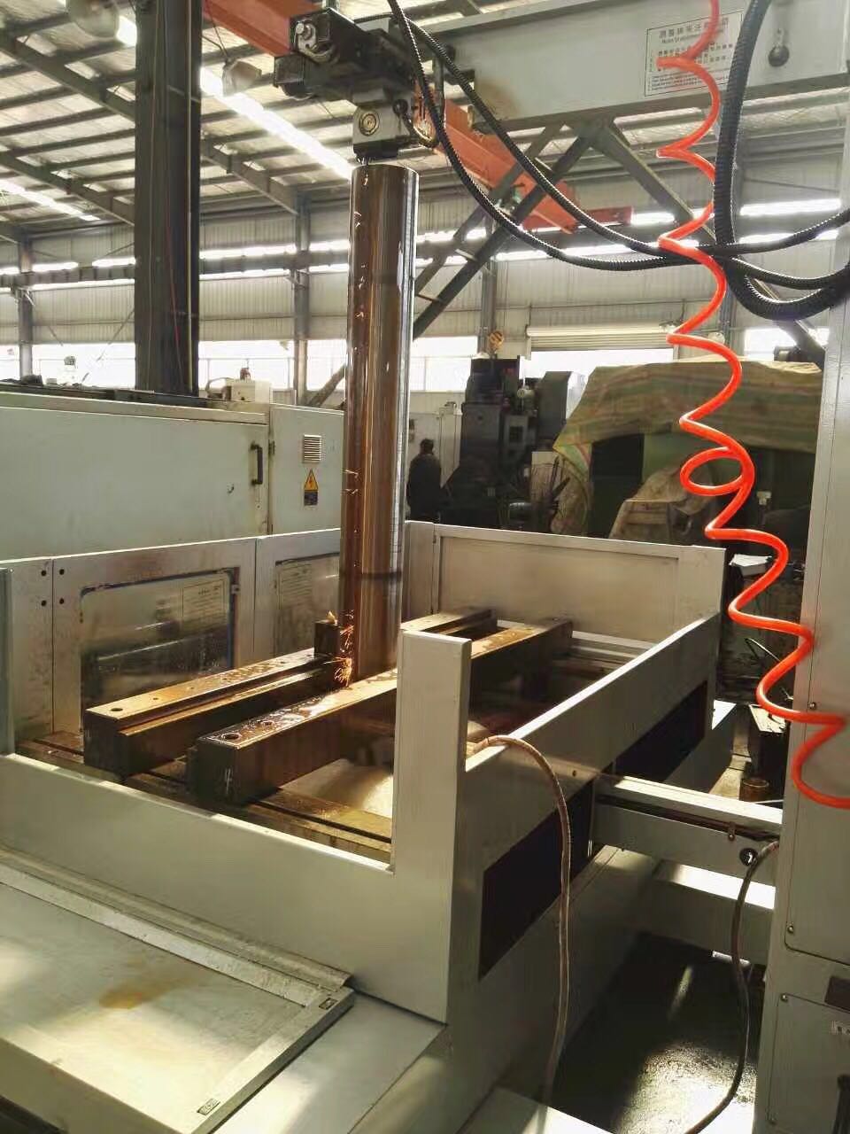 智翔模具與荊州大鐵數控 精密五金雜件線切割加工的可靠伙伴